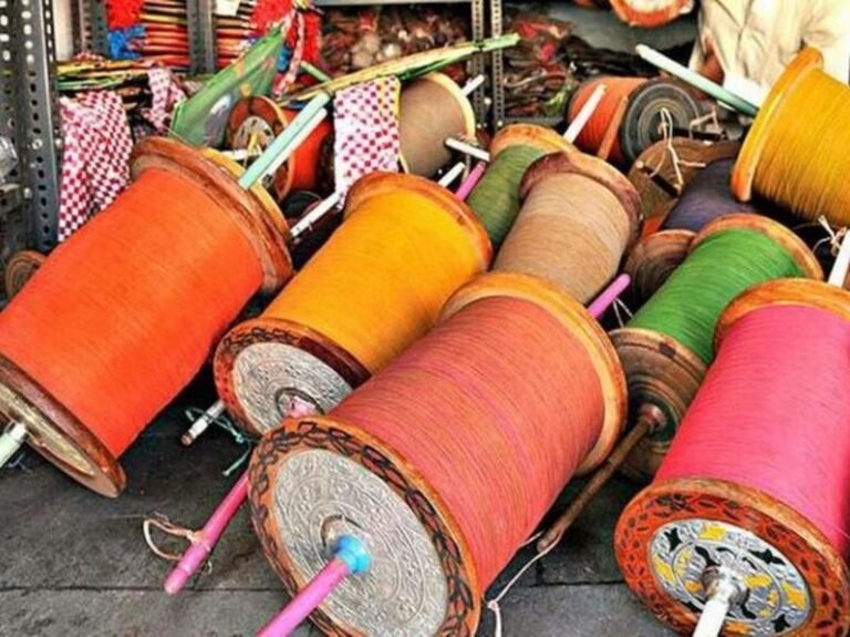 अकोल्यात महिलेचा पाय नॉयलॉन मांज्याने कापला ! करावी लागली शस्त्रक्रिया