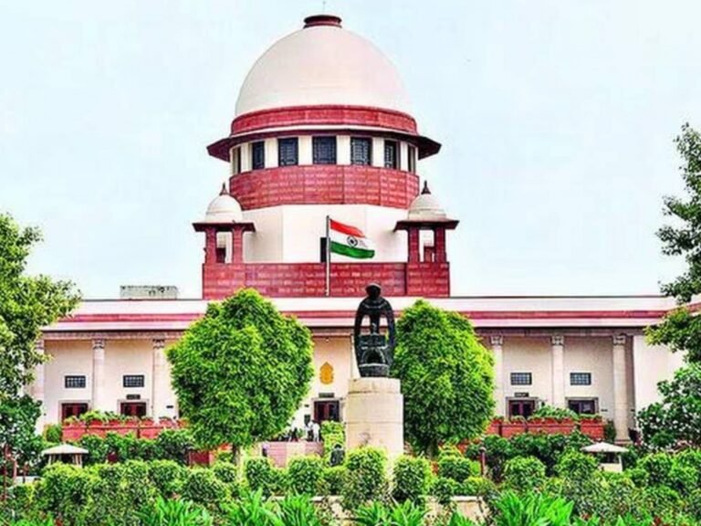 मथुरा, शाही ईदगाहचे सर्वेक्षण होणार नाही; सुप्रीम कोर्टाची हायकोर्टाच्या आदेशाला स्थगिती