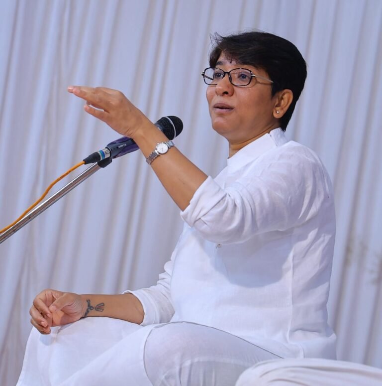 अकोल्यात पंचतत्व साधना ! महिलांचा उस्फूर्त प्रतिसाद: उद्या शेवटचा दिवस