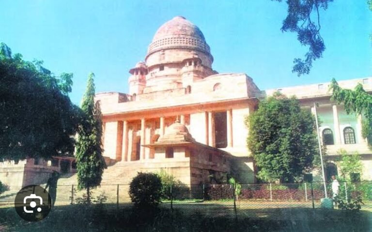 अनुपकुमार यांच्यांवर हायकोर्टाचे कठोर ताशेरे ! जिल्हाधिकारी म्हणून दिलेल्या कायद्याचा अनादर