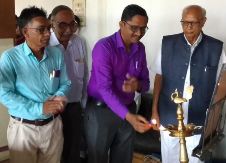 डाॅ. लोखंडे यांचे आवाहन ! अवैध सावकारी निर्मुलनासाठी सहकारी पतसंस्था चळवळ महत्वाची :  जिल्हा पतसंस्था फेडरेशनचे प्रशिक्षण