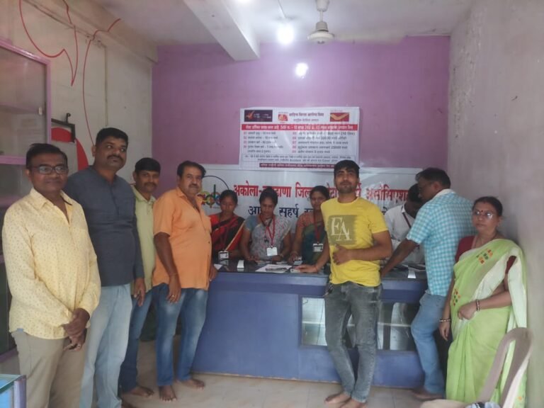 छायाचित्रकारांना अपघाती विमा ! अकोला-बुलढाणा जिल्हा फोटोग्राफर असोसिएशनचा वर्धापन दिन