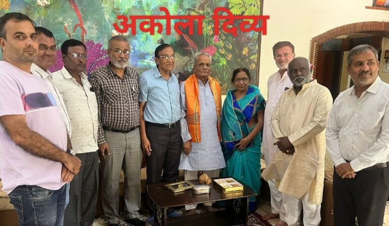 राष्ट्रपती पुरस्काराने सन्मानित रमेशचंद्र गट्टाणी यांचा समाज ट्रस्टतर्फे सत्कार